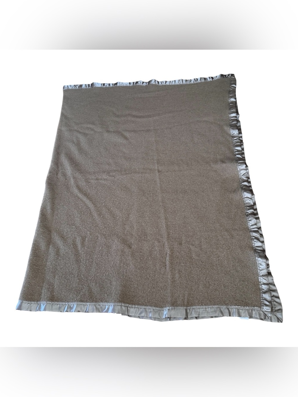 100% Wool Tan Beige Blanket with Satin Trim 60x96x Twin
